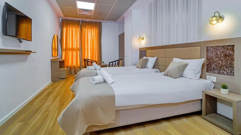 Sir Fundeni Hotel image reservation at Y-Sky-Lead