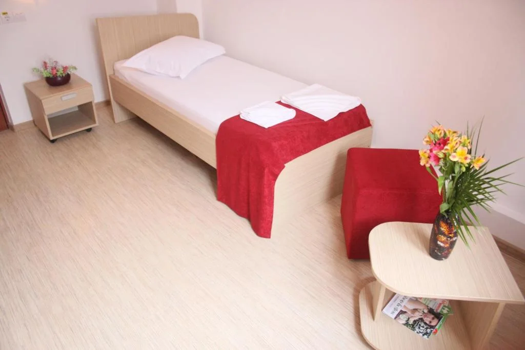 Sir Gara de Nord Hotel image reservation at Y-Sky-Lead