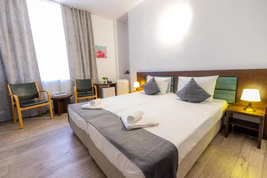 Sir Lujerului Hotel image reservation at Y-Sky-Lead